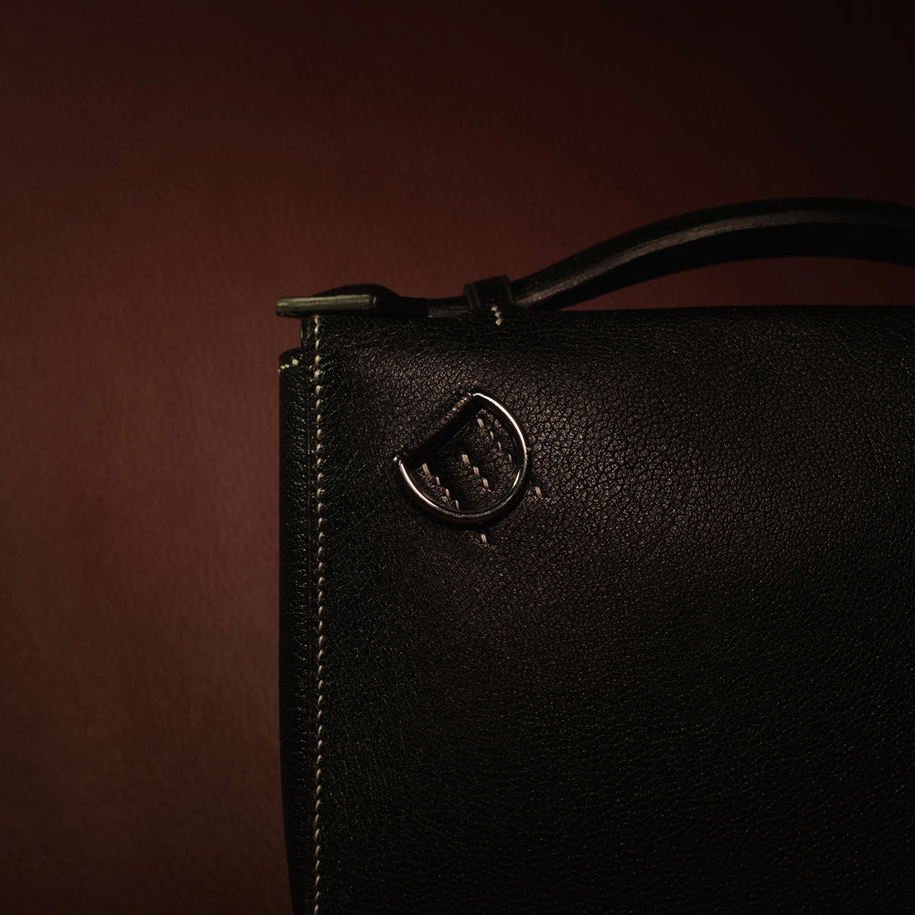 Slimmed crossbody bag