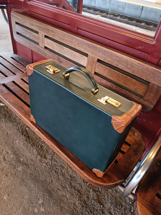 Attaché case